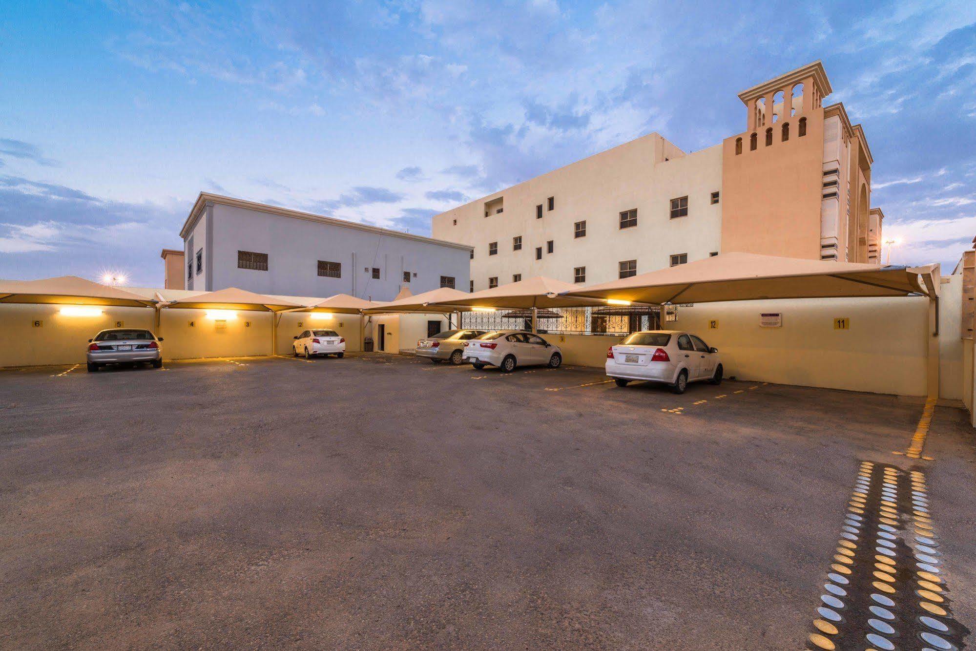 Boudl Al Fakhria Aparthotel Unaizah Ngoại thất bức ảnh
