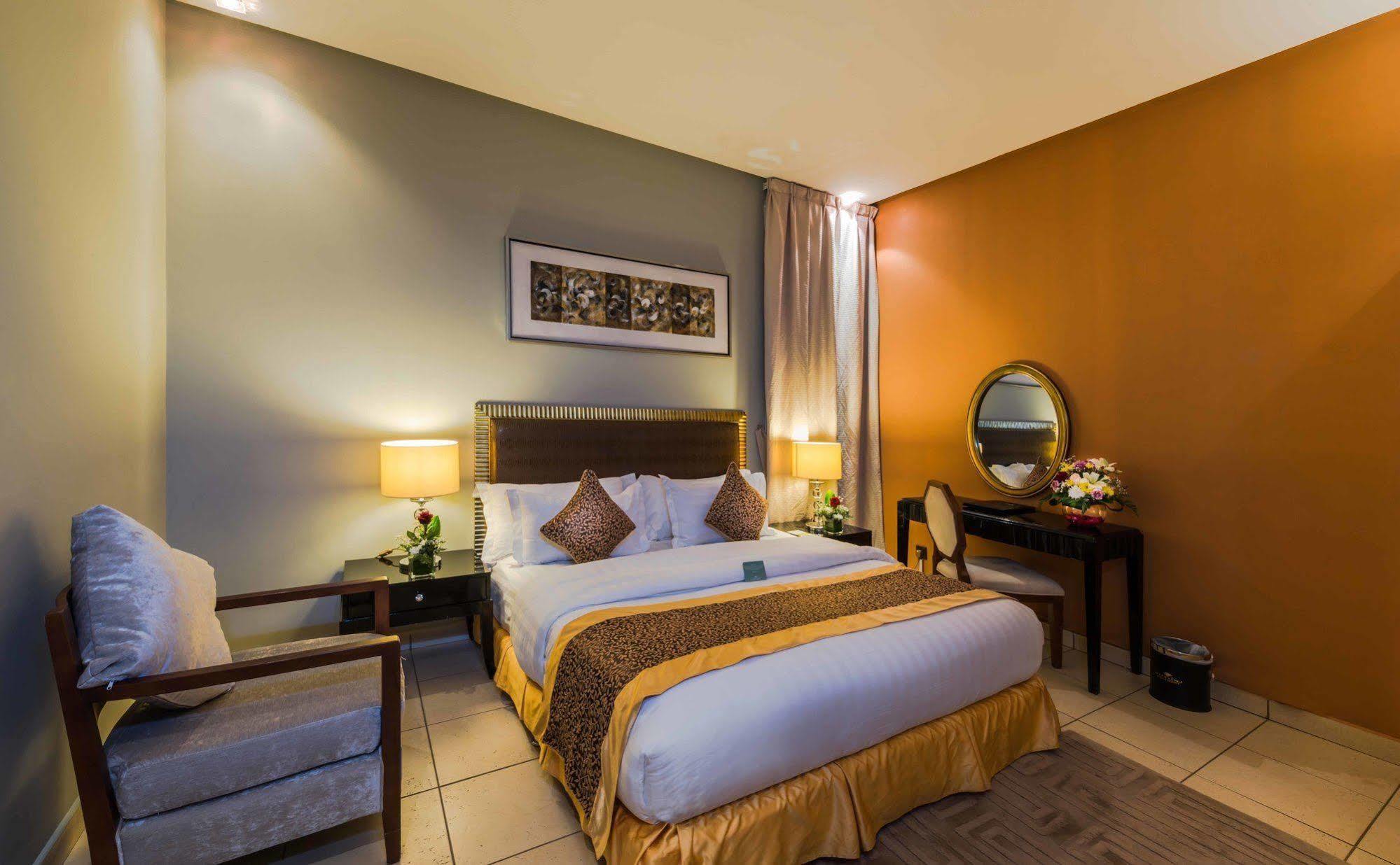 Boudl Al Fakhria Aparthotel Unaizah Ngoại thất bức ảnh